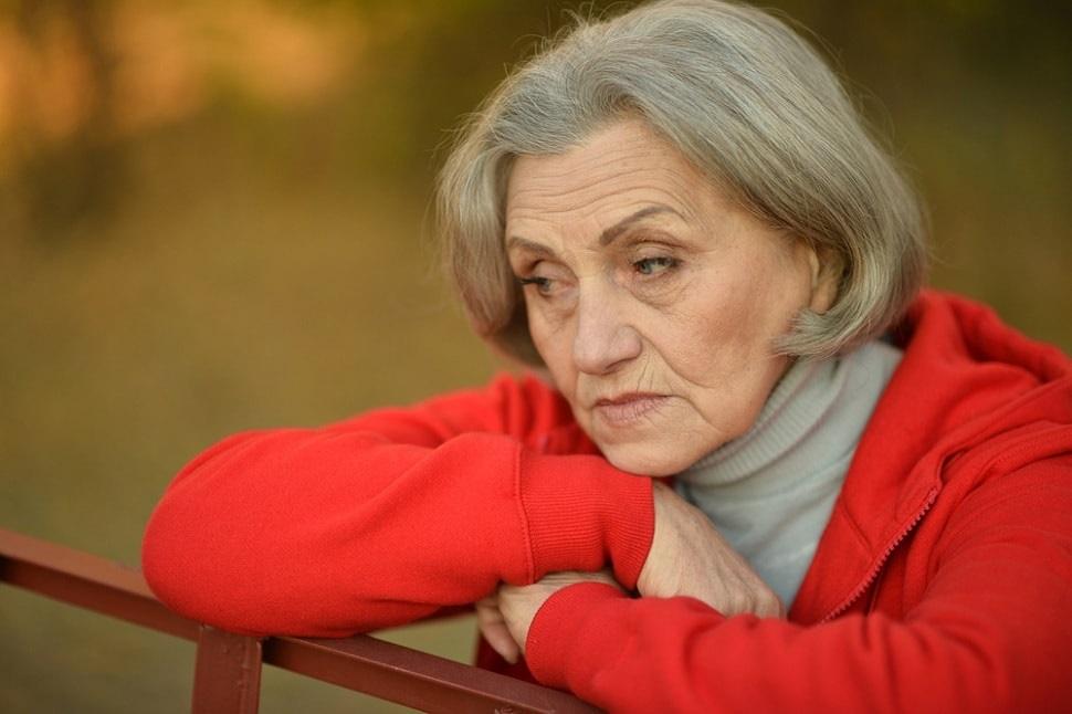 Treatment for alcoholism in the elderly addresses symptoms and underlying problems.